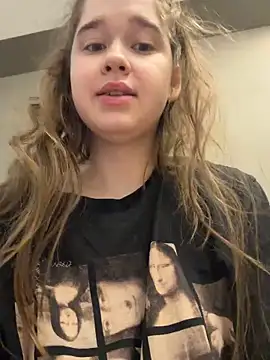 HornyGirlH online show from 03/27/26, 06:22