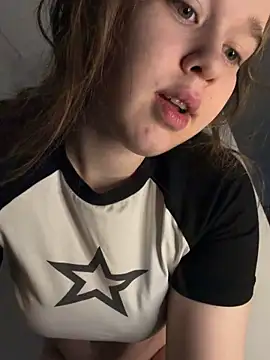 HornyGirlH online show from 04/12/26, 03:54