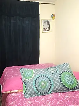 iamemmablake online show from 10/31/25, 02:52