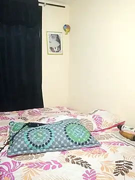 Snapshot of iamemmablake chatting on 10/11/25, 12:11 iamemmablake online show from 10/11/25, 12:11