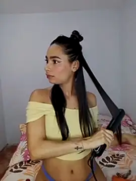 iamemmablake online show from 04/12/26, 03:15