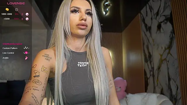 LisaAkira online show from 03/31/26, 06:59