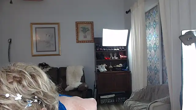 SindeeDix online show from 09/18/25, 02:53