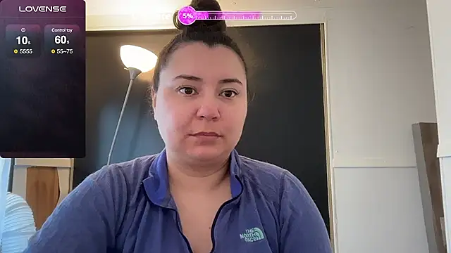 ariahastings942 online show from 04/18/26, 12:29