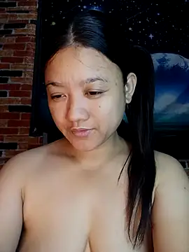 Urchanel online show from 05/04/26, 11:18