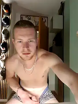 Playbunniboy online show from 12/20/24, 05:08