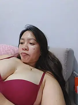 Snapshot of MissKitty31 chatting on 06/26/26, 05:41 MissKitty31 online show from 06/26/26, 05:41