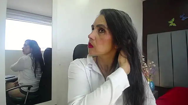 moxa hot online show from 12/03/25, 03:11