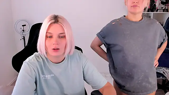 hotblonds online show from 10/27/25, 11:33