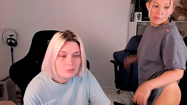 hotblonds online show from 12/01/25, 11:22