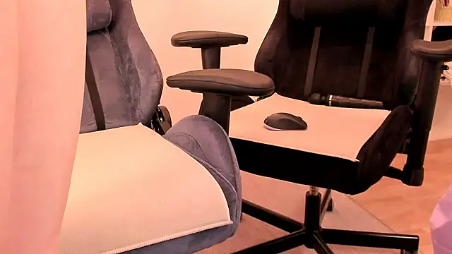 hotblonds online show from 03/15/25, 04:10