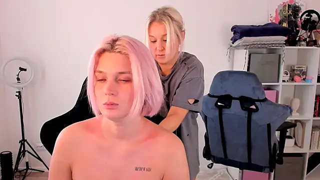 hotblonds online show from 10/10/25, 10:05