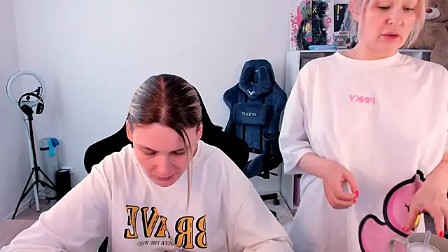 hotblonds online show from 02/20/26, 11:34