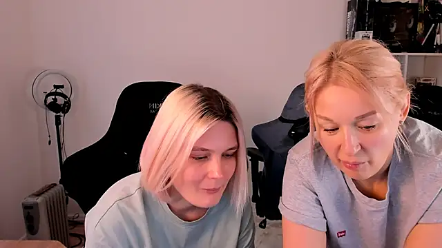 hotblonds online show from 11/28/25, 10:59