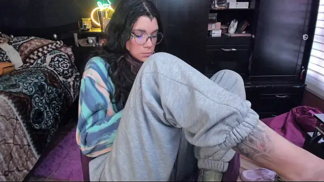 Snapshot of Lilmarieee chatting on 02/10/25, 08:10 Lilmarieee online show from 02/10/25, 08:10