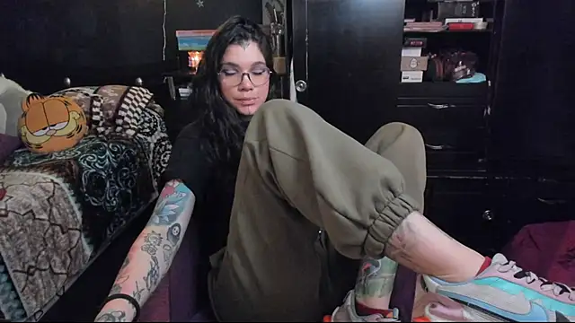 Snapshot of Lilmarieee chatting on 03/20/25, 01:13 Lilmarieee online show from 03/20/25, 01:13