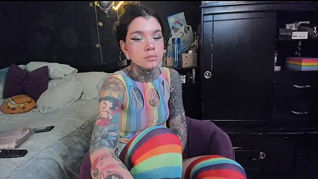 Snapshot of Lilmarieee chatting on 09/24/25, 08:26 Lilmarieee online show from 09/24/25, 08:26