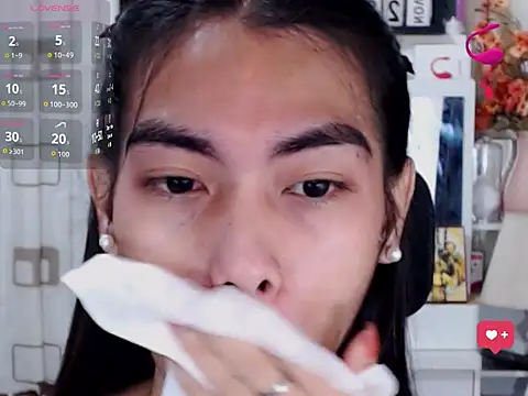 LAVIDALENATS online show from 12/05/25, 03:38