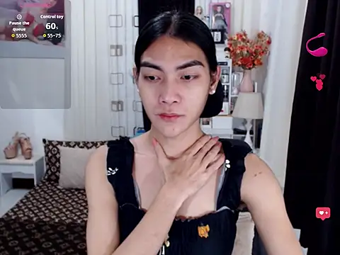 LAVIDALENATS online show from 12/21/25, 01:13