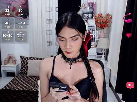 LAVIDALENATS online show from 12/14/25, 08:42