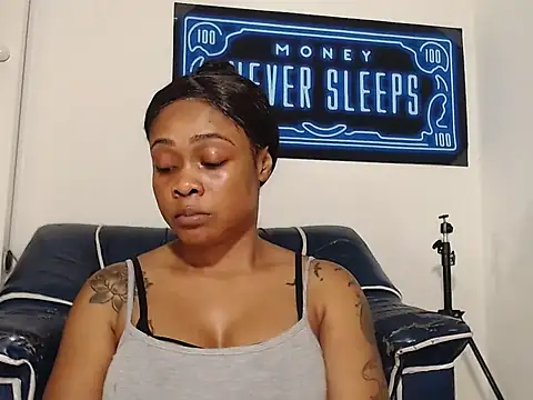 alexiaao9 online show from 04/21/26, 02:25