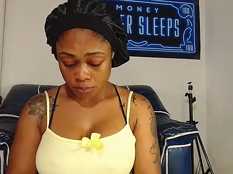 alexiaao9 online show from 04/26/26, 03:09