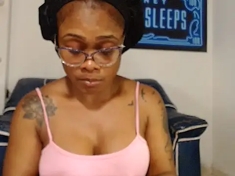 Snapshot of alexiaao9 chatting on 07/18/26, 04:21 alexiaao9 online show from 07/18/26, 04:21