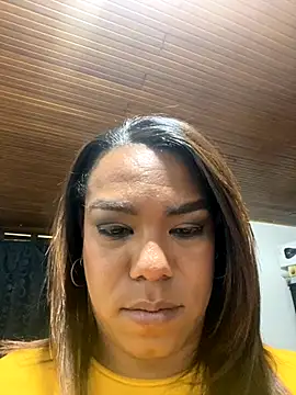 NatiBrunet online show from 11/08/25, 03:32