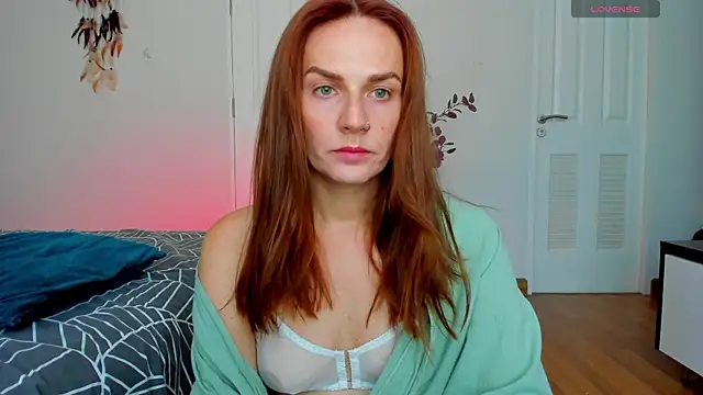 BritneyHall online show from 01/22/25, 05:16