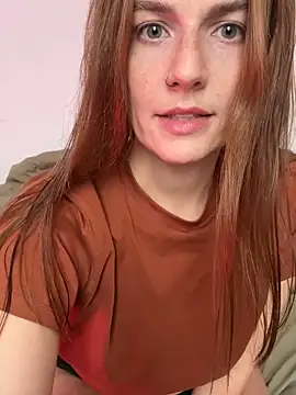 BritneyHall online show from 11/04/25, 09:35