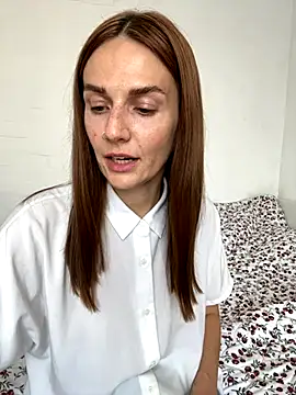 BritneyHall online show from 10/20/25, 07:09