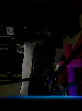 Snapshot of landy20cm chatting on 02/16/25, 11:49 landy20cm online show from 02/16/25, 11:49