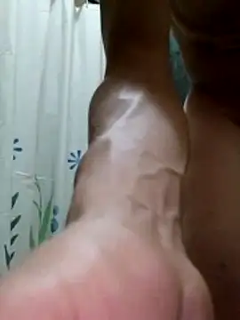 landy20cm online show from 04/06/26, 02:51