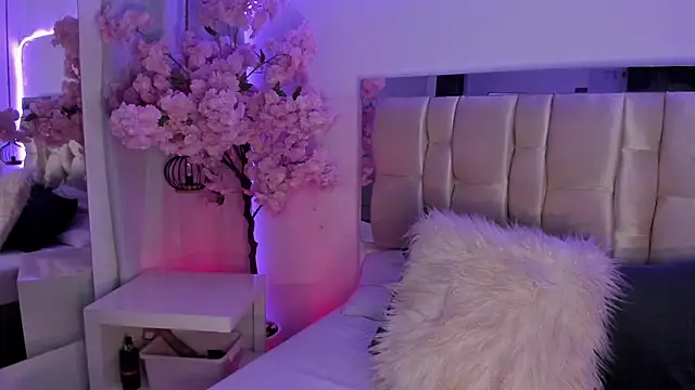 AMMY-CAMM online show from 11/18/25, 09:07