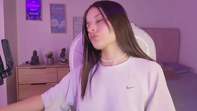 Amaia Daniells online show from 11/09/25, 04:05