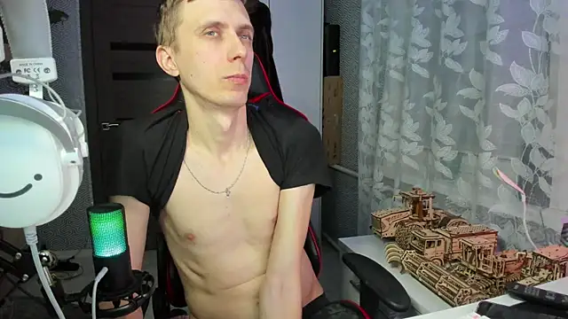 alex13ho online show from 03/12/25, 06:32