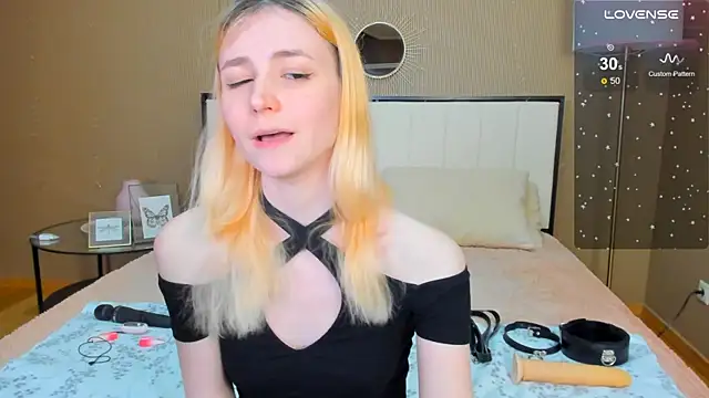 fleximona online show from 10/09/25, 09:43