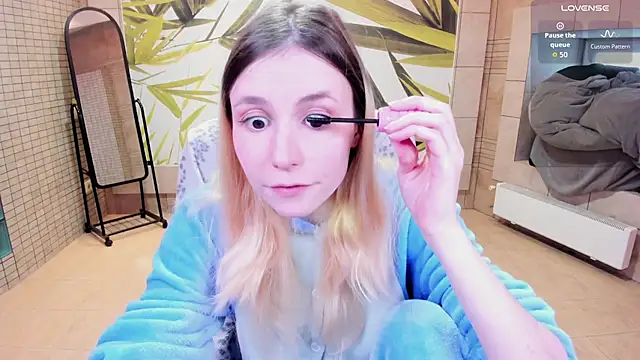 fleximona online show from 04/18/26, 09:33