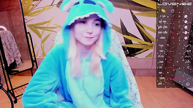 fleximona online show from 10/26/25, 09:42