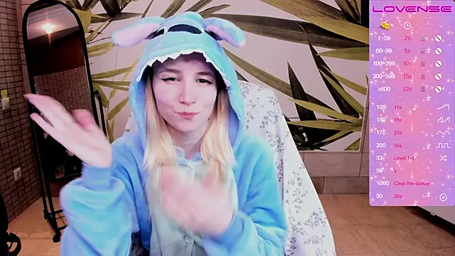 fleximona online show from 12/13/25, 08:04