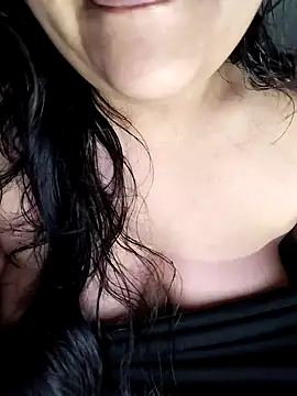 Annerae online show from 03/08/26, 04:21