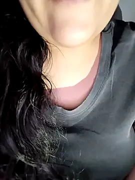 Annerae online show from 02/16/26, 06:12