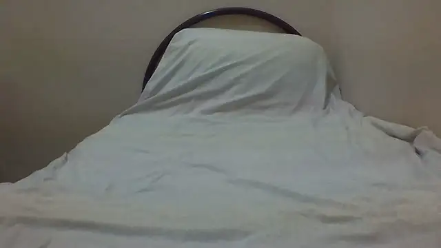 Annerae online show from 12/24/24, 03:47