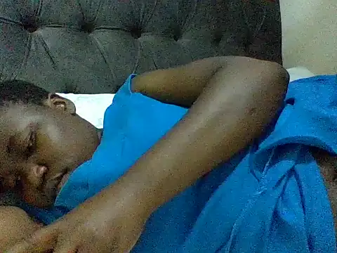 cute-marianna online show from 09/12/25, 03:56