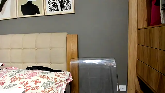 Ash milk online show from 05/21/26, 02:09