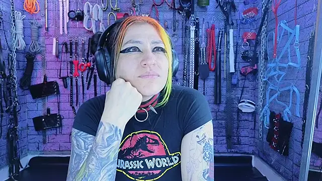 Snapshot of PANDORANEZZ chatting on 11/07/25, 01:43 PANDORANEZZ online show from 11/07/25, 01:43