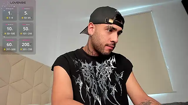 Snapshot of imferrer chatting on 02/20/25, 06:24 imferrer online show from 02/20/25, 06:24