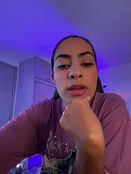 Snapshot of Brown_skin11 chatting on 03/07/25, 11:38 Brown skin11 online show from 03/07/25, 11:38