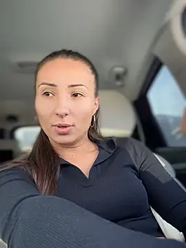 Snapshot of YOUR-KARINA chatting on 01/24/25, 09:06 YOUR-KARINA online show from 01/24/25, 09:06