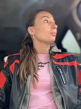 Snapshot of YOUR-KARINA chatting on 03/15/25, 09:09 YOUR-KARINA online show from 03/15/25, 09:09